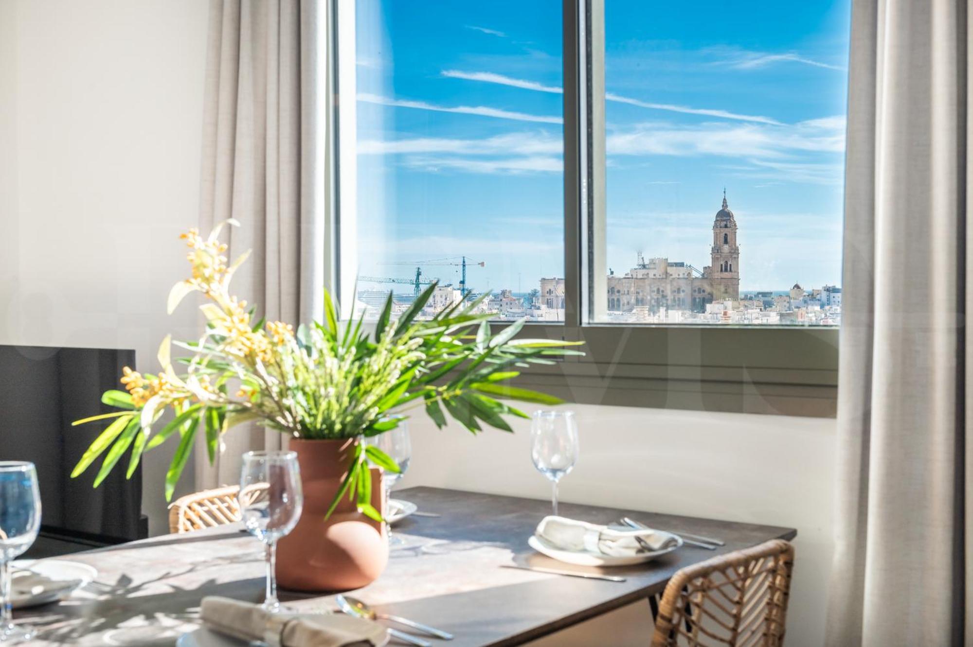 Spacious & Private Terrace By Rems Apartamento